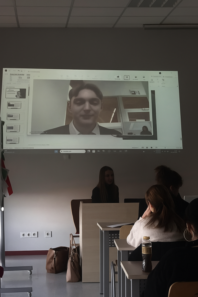 B03A0741-D62A-4AC7-9359-170F86C55BAB