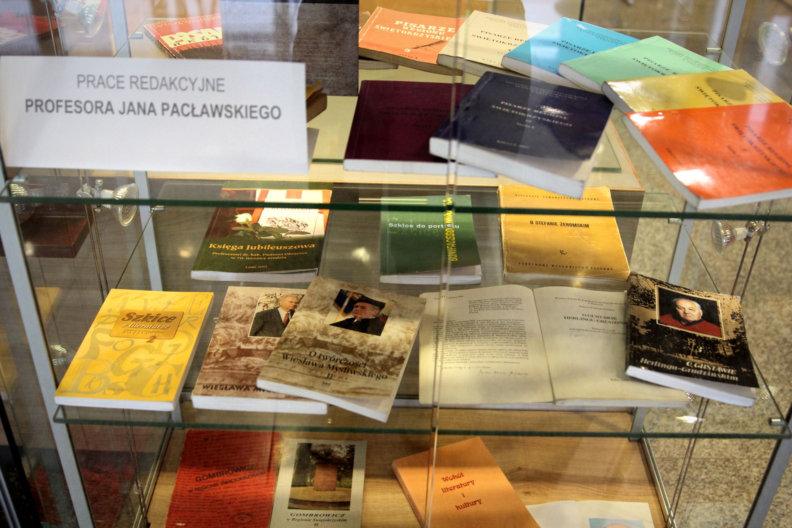 galeria-2025-06-03-wystawa-paclawski-013-scaled