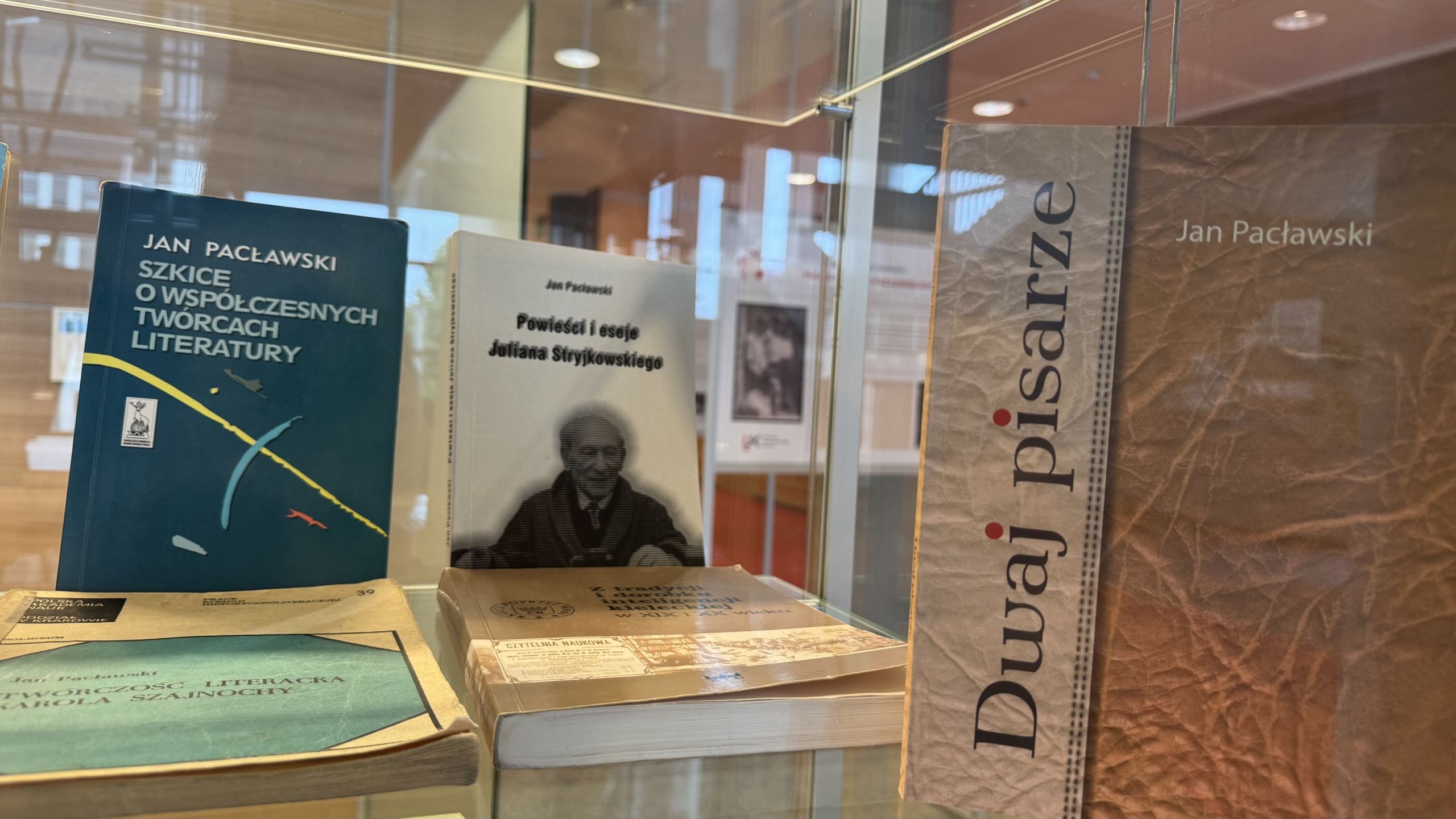 galeria-2025-06-03-wystawa-paclawski-014-scaled